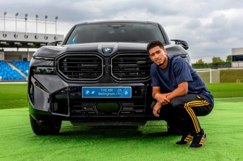 Jugadores del Real Madrid recibieron un BMW