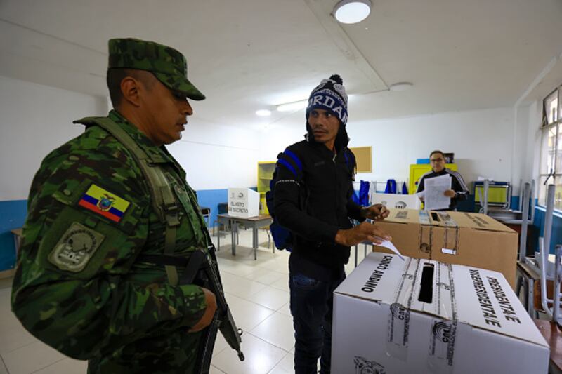 Elecciones 2025, segunda vuelta será el 13 de abril.